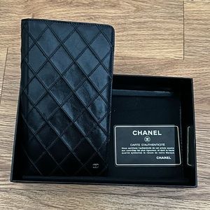 CHANEL Calfskin Diamond-Stitched Long Bifold Wallet